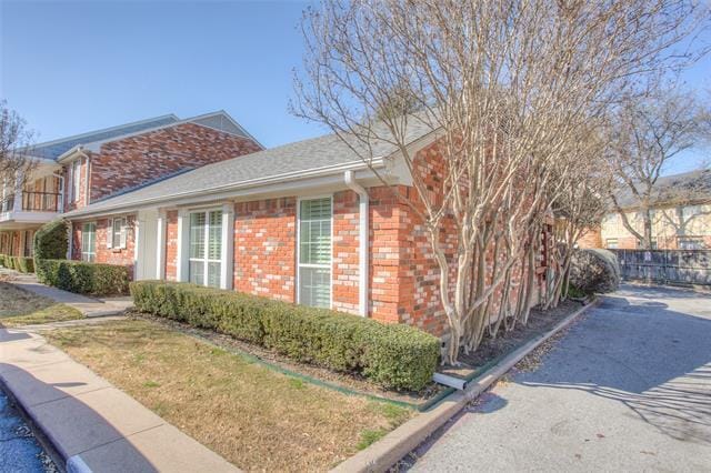 1029 Roaring Springs Rd in Fort Worth, TX - Building Photo - Building Photo