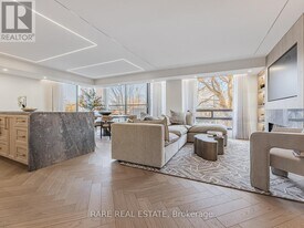 449 Walmer Rd in Toronto, ON - Building Photo