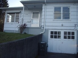 1124-1128 Perry Ave in Bremerton, WA - Building Photo