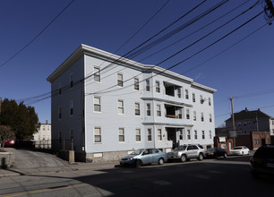 131 University Ave in Lowell, MA - Building Photo - Building Photo