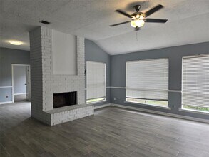 3634 Kingsman Dr in Houston, TX - Building Photo - Building Photo