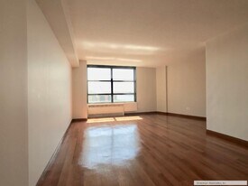 3333 Broadway in New York, NY - Building Photo