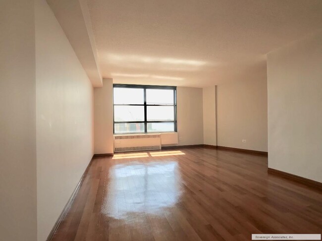 3333 Broadway, Unit C12C