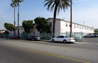 10600 S. Inglewood Blvd. Apartments