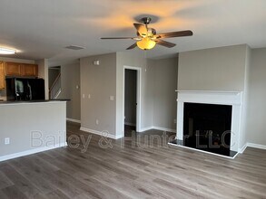 3253 Cascade Parc Blvd SW in Atlanta, GA - Building Photo - Building Photo