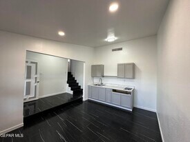 10408 Medwood Dr in El Paso, TX - Building Photo