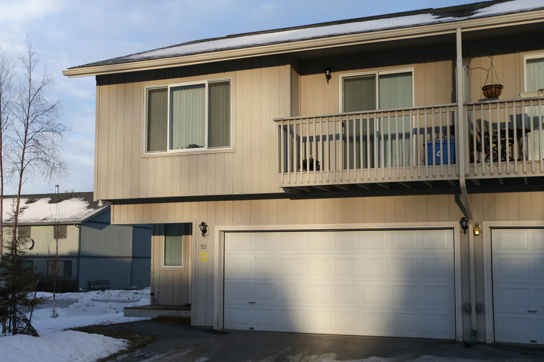 River Park Condominiums in Anchorage, AK - Building Photo