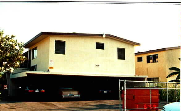 419 W Fiat St in Carson, CA - Building Photo