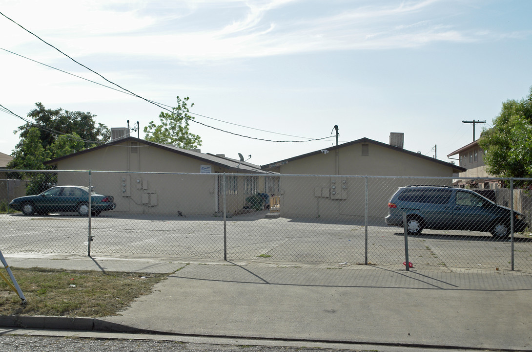 1002-1018 K St in Merced, CA - Building Photo