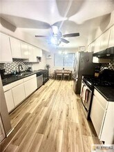 106 Edison Glen Terrace in Edison, NJ - Building Photo - Building Photo