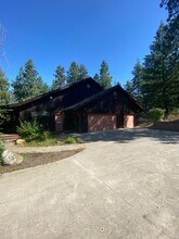 750 S 4 Winds Rd in Coeur d'Alene, ID - Building Photo - Building Photo