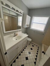 9527 Emnora Ln in Houston, TX - Building Photo - Building Photo