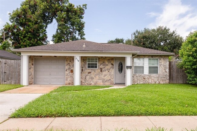 property at 519 Guyer St