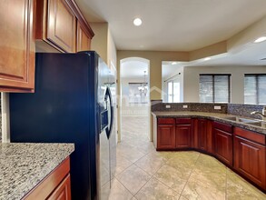7307 S 73rd Dr in Phoenix, AZ - Building Photo - Building Photo