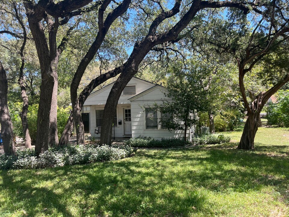1304 Newning Ave in Austin, TX - Building Photo