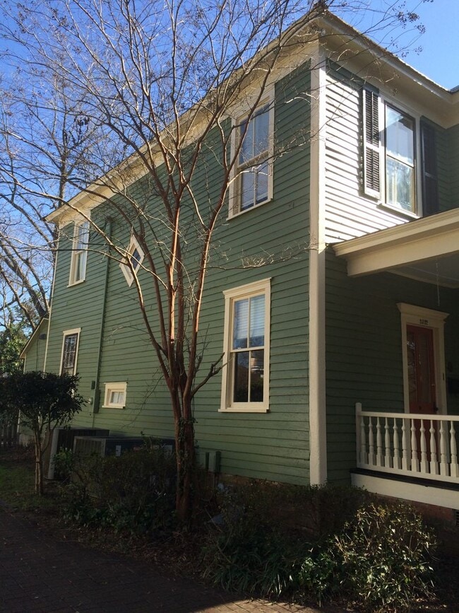 2322 Lincoln St in Columbia, SC - Building Photo - Building Photo