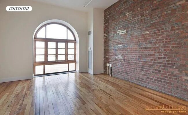 275 Conover St in Brooklyn, NY - Building Photo - Building Photo