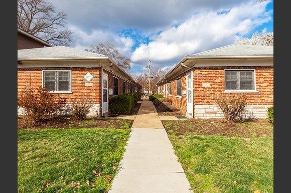 6001 McPherson Ave in St. Louis, MO - Building Photo