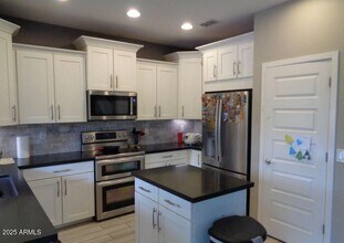 240 N Senate St in Chandler, AZ - Building Photo - Building Photo