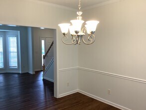 2106 Forest Edge Dr in Greensboro, NC - Building Photo - Building Photo