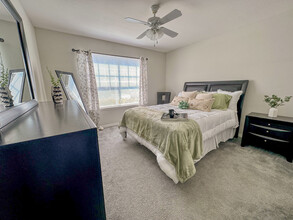 Bristol Lakes Apartments in Mount Dora, FL - Foto de edificio - Building Photo