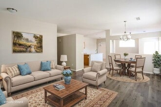 8330 W Cocopah St, Unit 01 in Tolleson, AZ - Building Photo - Building Photo