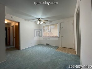8429 95th St SW in Tacoma, WA - Building Photo - Building Photo