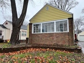 2353 S 8th St in Springfield, IL - Building Photo - Building Photo