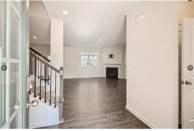 6959 Woodtrail Run in Flowery Branch, GA - Building Photo - Building Photo