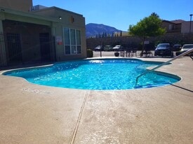 Sunset at Sandstone Ranch