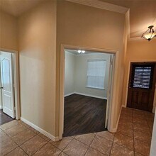 922 Meadow Flower Ln in Garland, TX - Building Photo - Building Photo