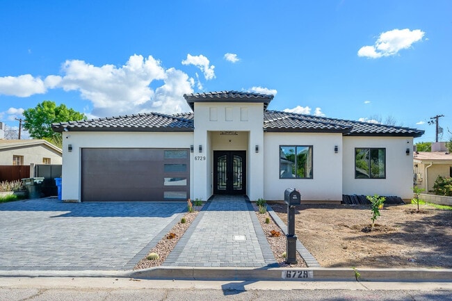 6729 N 13th St in Phoenix, AZ - Building Photo - Building Photo