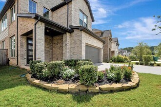 360 Mallorn Ln in Montgomery, TX - Building Photo - Building Photo