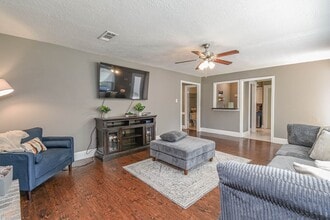 11307 Canyon Trail Dr in Houston, TX - Building Photo - Building Photo