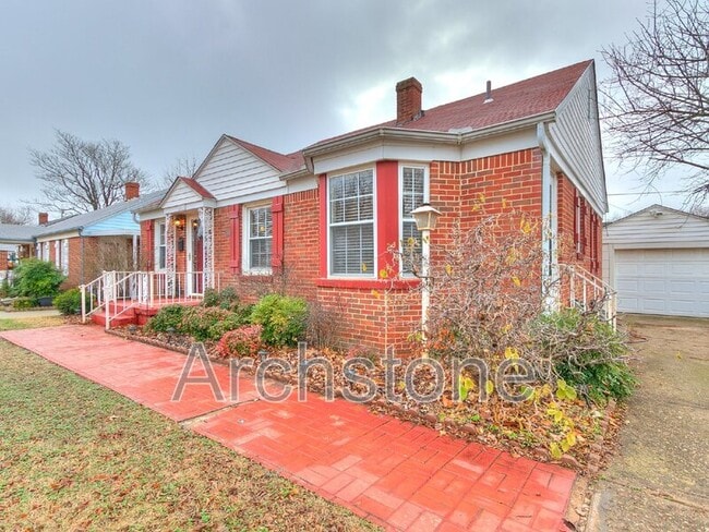 408 E 6th St in Edmond, OK - Building Photo - Building Photo