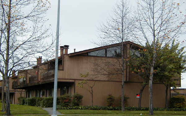 1721-1727 W 3rd St in Santa Rosa, CA - Foto de edificio - Building Photo