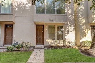 9133 Creekstone Lake Dr in Houston, TX - Foto de edificio - Building Photo