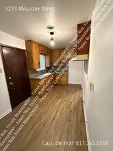 5233 Mallory Dr in Fort Worth, TX - Building Photo - Building Photo