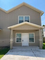 8530 Homewood Ln in Houston, TX - Building Photo