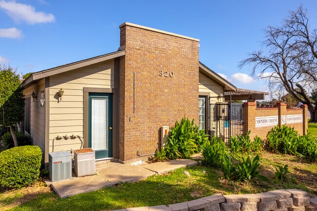Country Greene Townhomes in Hurst, TX - Building Photo - Building Photo