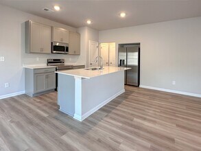 Riverstone Retreat in Canton, GA - Foto de edificio - Floor Plan