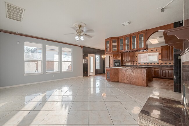 9407 Demsey Mill Dr
