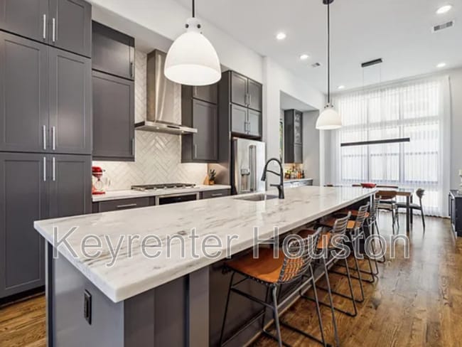 2914 Lamar St in Houston, TX - Building Photo - Building Photo