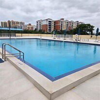 230 174th St in Sunny Isles Beach, FL - Building Photo