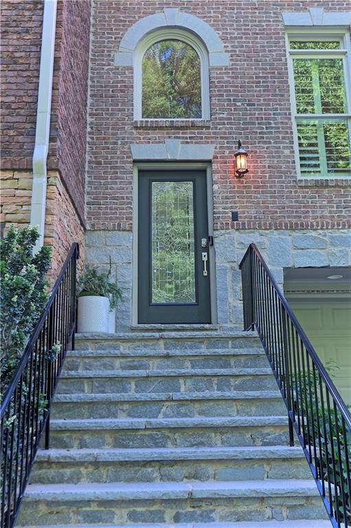 5569 Julian Pl in Atlanta, GA - Building Photo - Building Photo