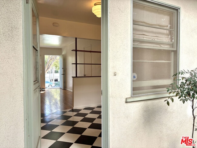 property at 1325 Washington Ave