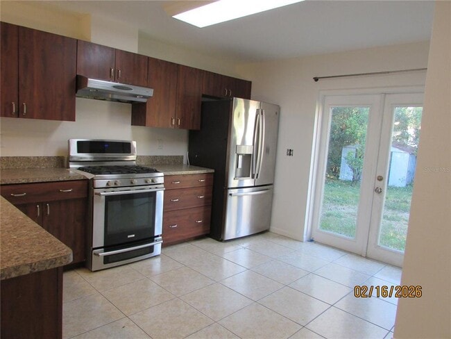 506 6th Ave NW in Largo, FL - Building Photo - Building Photo