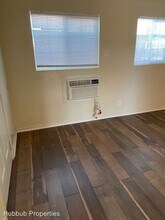 2926 Favretto Ave in Redding, CA - Foto de edificio - Building Photo