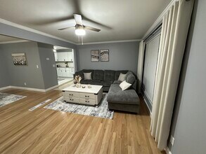 3440 Laura Ln in St. Louis, MO - Building Photo - Building Photo