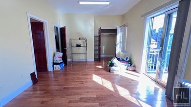 502 E 5th St in Brooklyn, NY - Building Photo - Building Photo